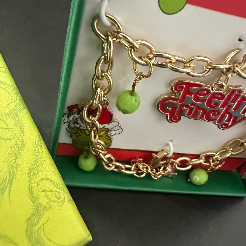 🆕The Grinch Charm Bracelet